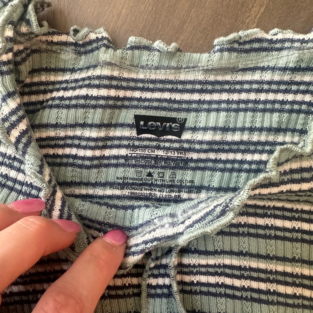 Levi's Blue Gray Ribbed Ruffled Blouse - Picture 4 of 4